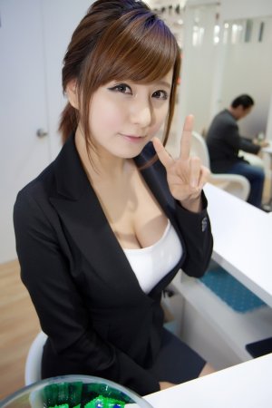 校花的贴身高手最新章节